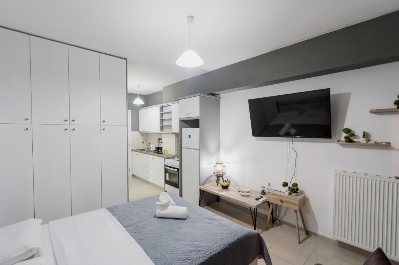 Pavlos Standard Studio With Sea View 레팀노 외부 사진